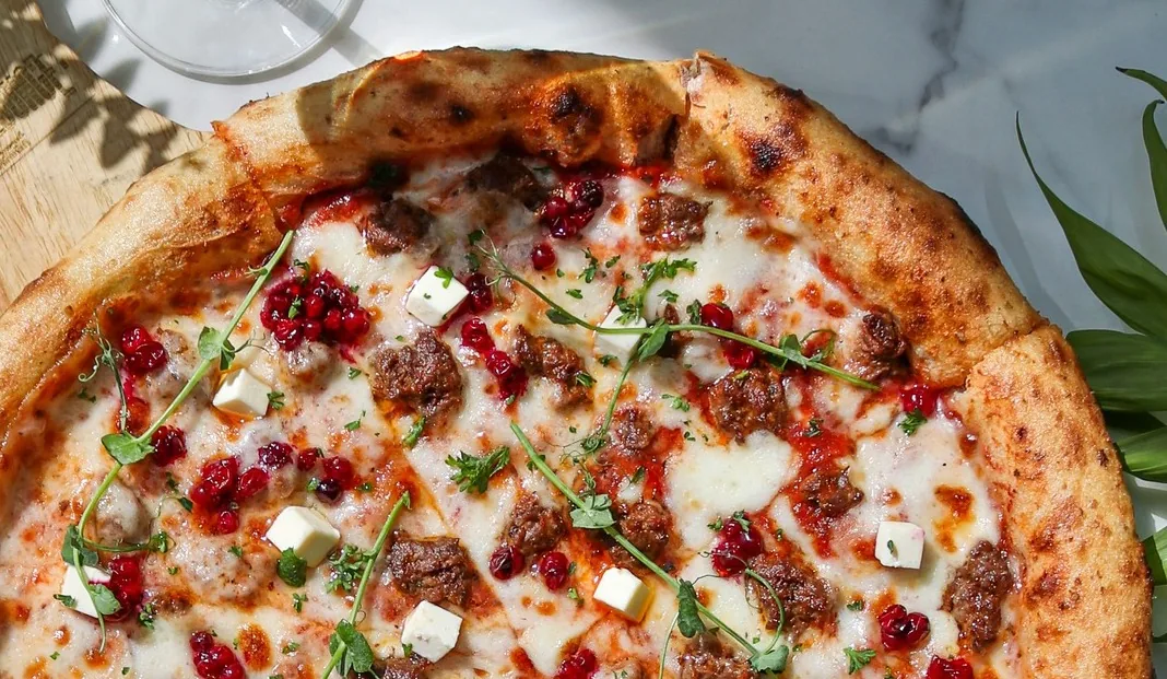 Beef kofta pizza