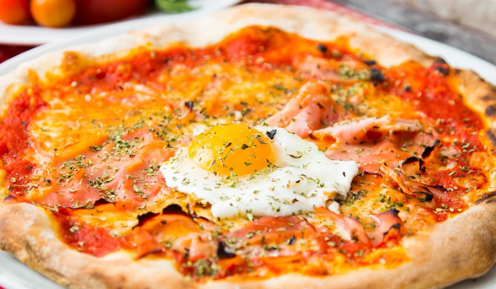 Bismark pizza